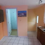 Elefteria Aparthotel