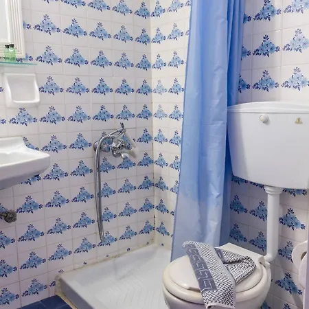 Elefteria Aparthotel 3*