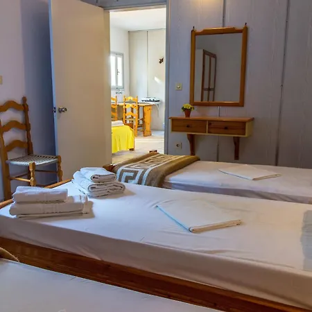 Aparthotel Elefteria Agia Marina (Leros)