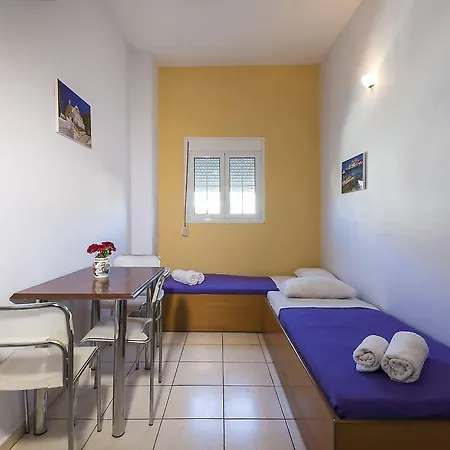 Elefteria Agia Marina (Leros)