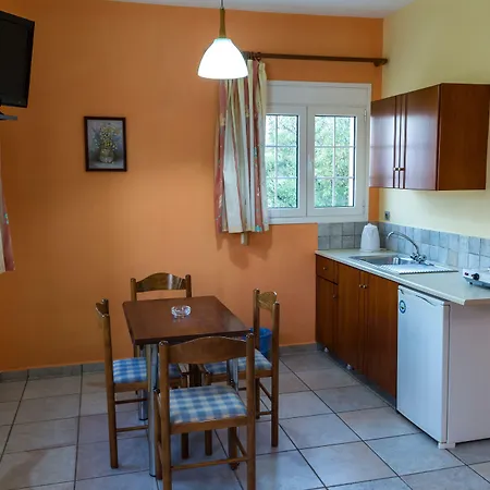 Elefteria 3* Agia Marina (Leros)