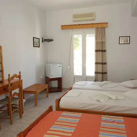 Ξενοδοχείο με διαμερίσματα ελευθερία 3*