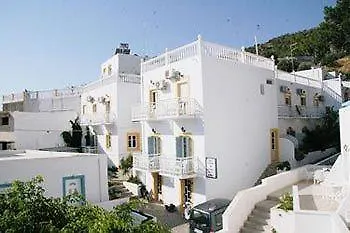 ελευθερία Ξενοδοχείο με διαμερίσματα 3*