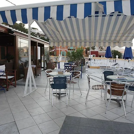 Elefteria Aparthotel Agia Marina (Leros)