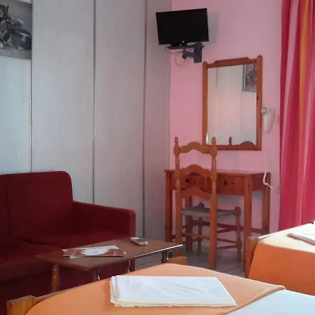 ελευθερία 3* Αγία Μαρίνα