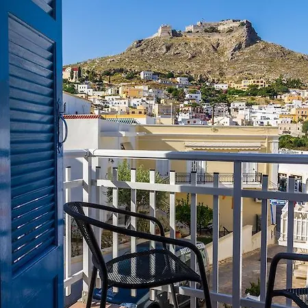 Ξενοδοχείο με διαμερίσματα ελευθερία Αγία Μαρίνα