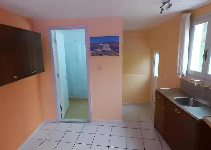 Elefteria Aparthotel